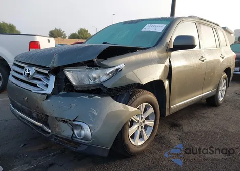 2012 Toyota Highlander Base V6 z USA, uszkodzony, nr VIN 5TDZK3EH9CS088081
